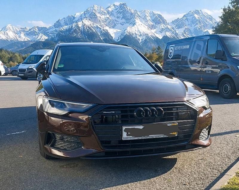 Gebraucht Audi A6 Black Edition 286 PS (210 kW) 2021 Rot Kombi