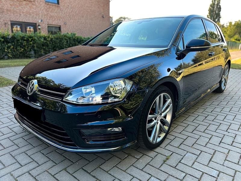 Schwarz Gebraucht 2014 VW Golf VII R-line Kleinwagen | 6.999 € (Superpreis) - Bild 1/4