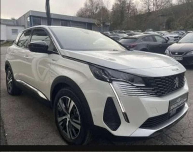 Weiß Gebraucht 2022 Peugeot 3008 Allure SUV | 26.900 € (Fairer Preis) - Bild 1/4