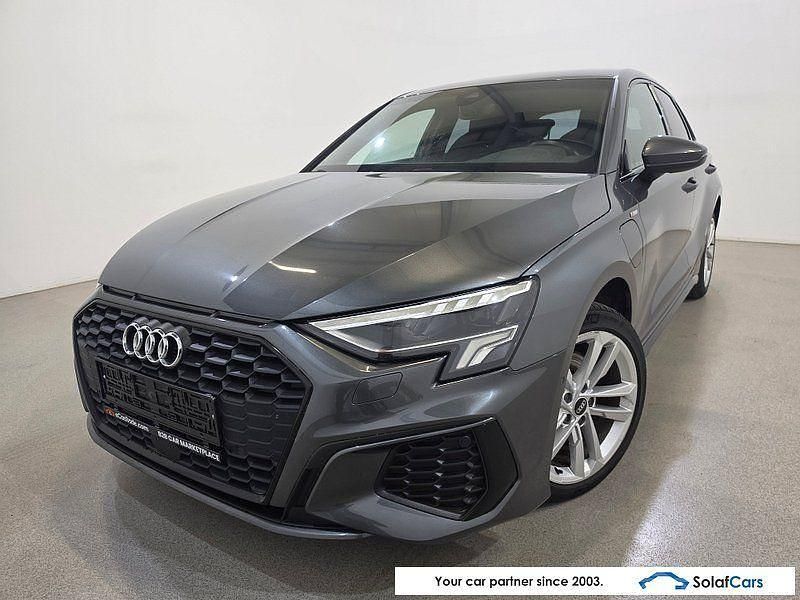Gebraucht Audi A3 S-Line 150 PS (110 kW) 2021 Grau Limousine