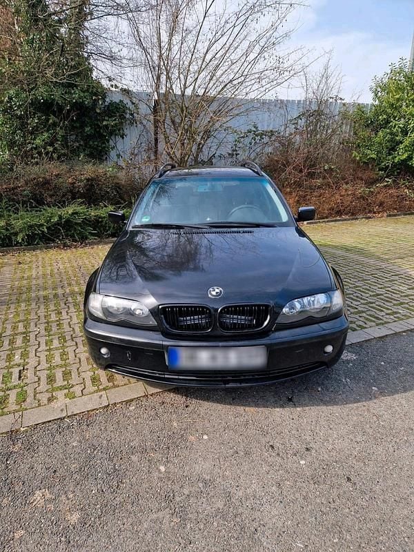 Gebraucht BMW 316 116 PS (85 kW) 2004 Schwarz Kombi