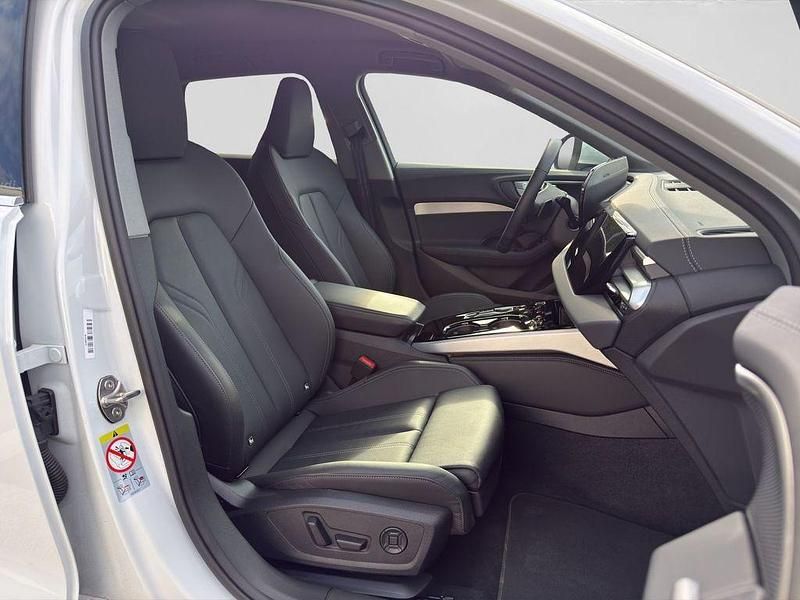 Gebraucht Audi A5 Sport 204 PS (150 kW) 2025 Weiß Kombi