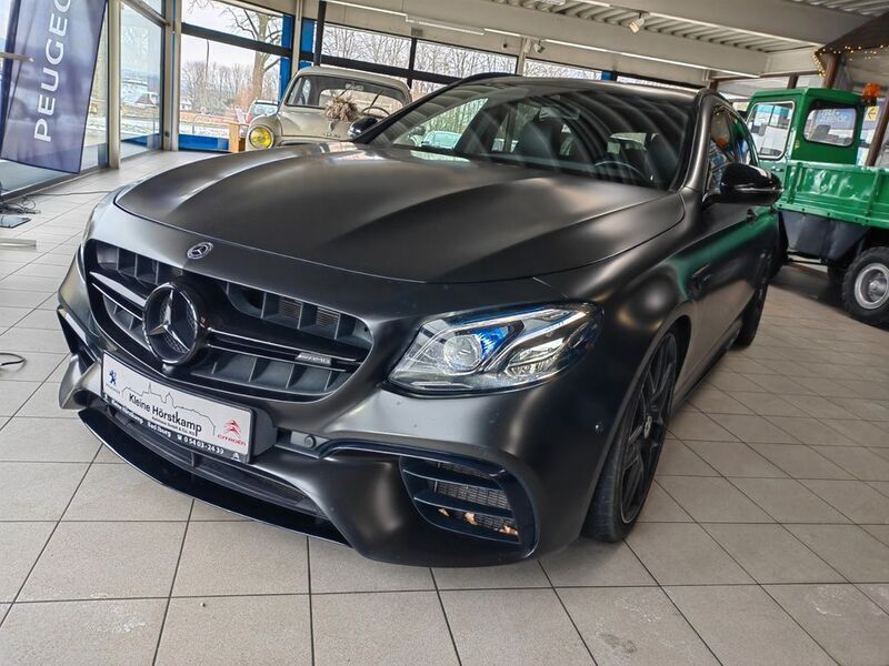 Schwarz Gebraucht 2017 Mercedes E63 AMG AMG Kombi | 52.990 € (Etwas zu teuer) - Bild 1/4