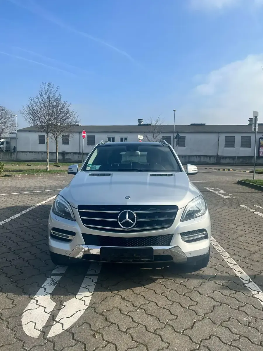 Gebraucht Mercedes ML350 258 PS (189 kW) 2014 Silber SUV