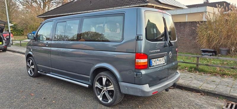 Gebraucht VW T5 Trendline 131 PS (96 kW) 2009 Grau Van