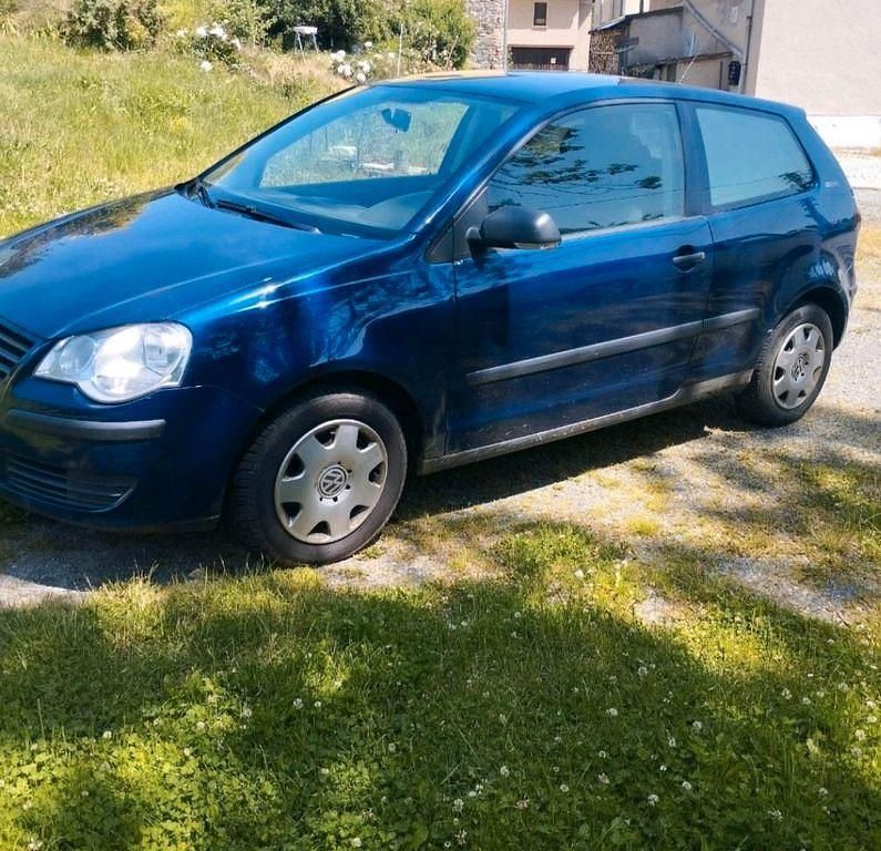 Schwarz Gebraucht 2006 VW Polo Goal Limousine | 800 € (Superpreis) - Bild 1/4