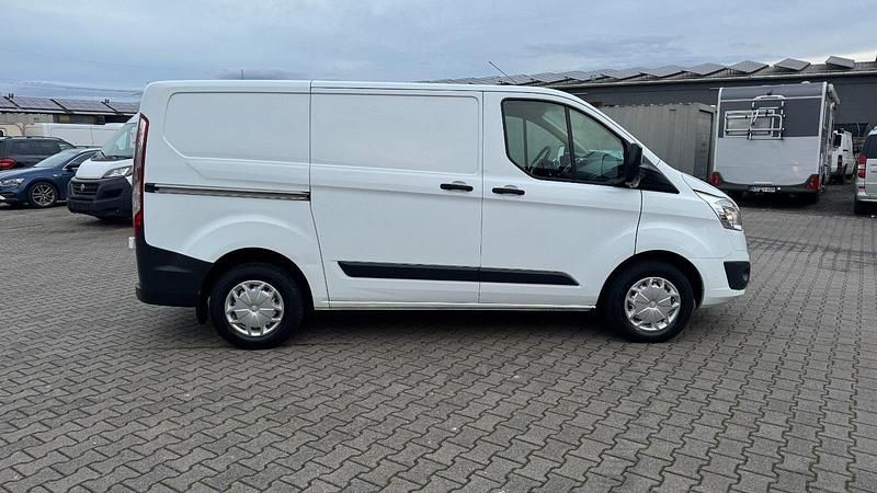 Gebraucht Ford Transit Custom Trend 105 PS (77 kW) 2017 Weiß Van / Kleinbus