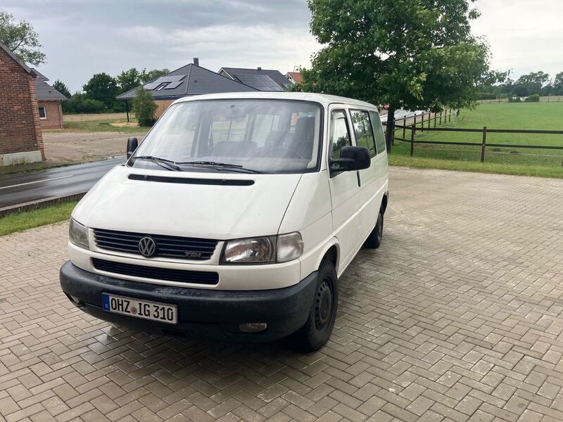 Weiß Gebraucht 2001 VW T4 Van | 14.900 € (Fairer Preis) - Bild 1/4