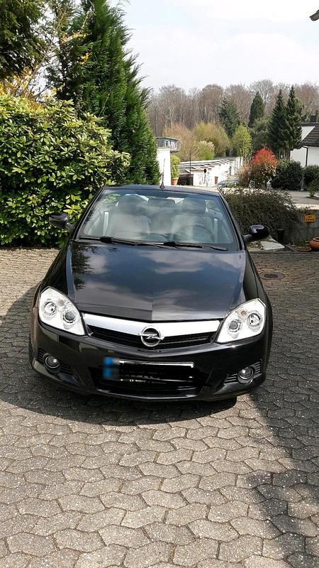 Gebraucht Opel Tigra 125 PS (91 kW) 2007 Schwarz Cabrio