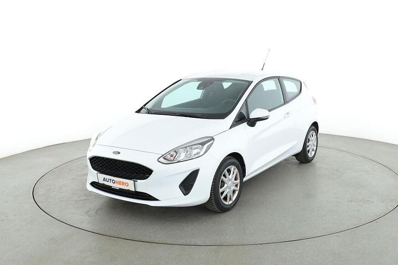 Weiß Gebraucht 2017 Ford Fiesta Trend Kleinwagen | 8.450 € (Etwas zu teuer) - Bild 1/3