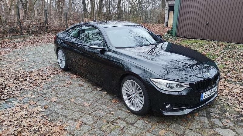 Schwarz Gebraucht 2017 BMW 440 Luxury Line Coupé | 24.999 € (Superpreis) - Bild 1/4