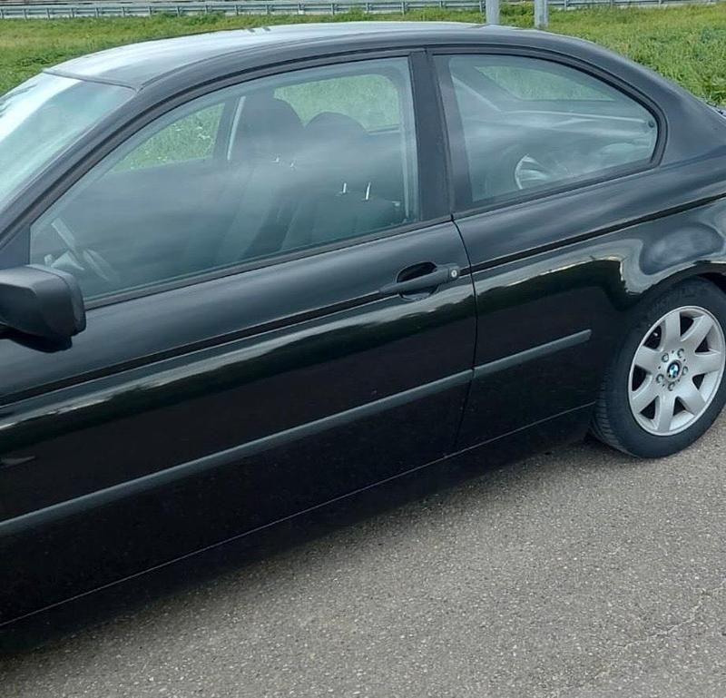 Gebraucht BMW 316 115 PS (84 kW) 2003 Schwarz Coupé
