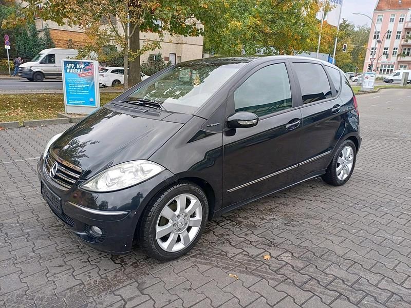 Schwarz Gebraucht 2004 Mercedes A170 Avantgarde Kleinwagen | 1.100 € (Superpreis) - Bild 1/4