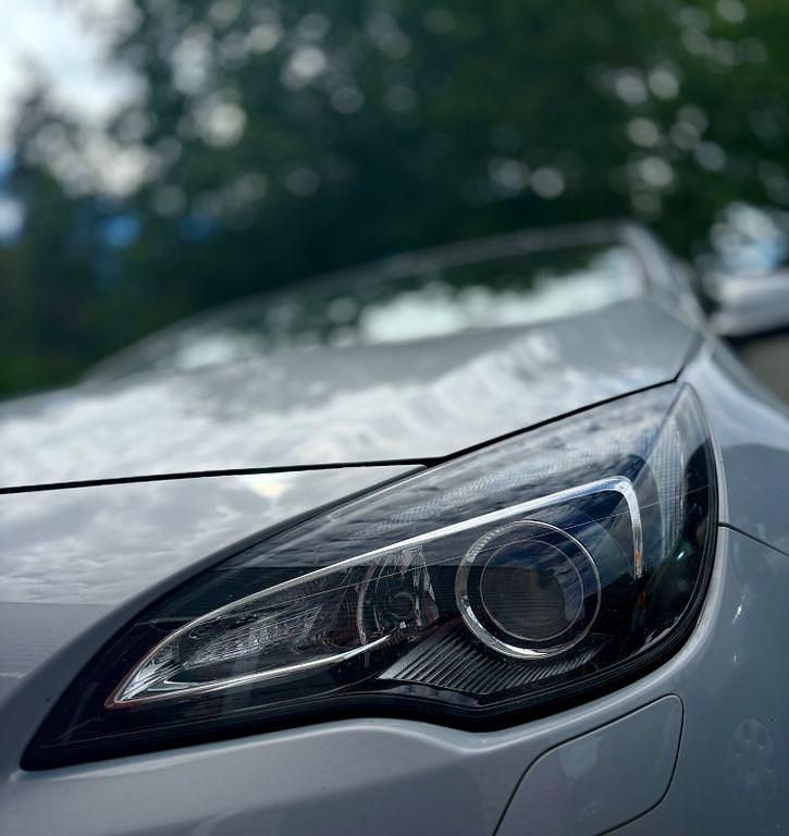 Gebraucht Opel Astra OPC 280 PS (205 kW) 2014 Weiß Coupé