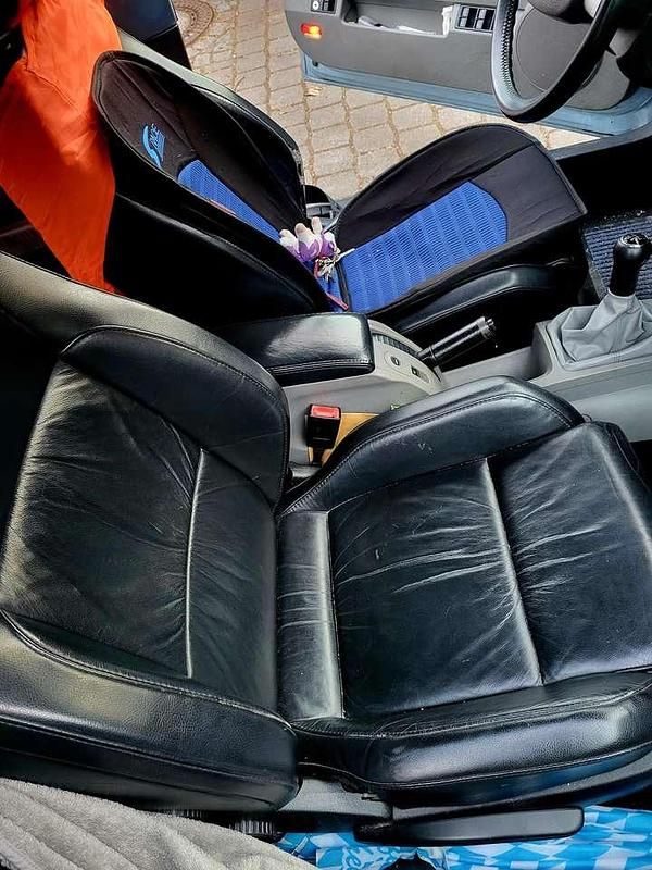 Gebraucht VW New Beetle Cabriolet 102 PS (75 kW) 2004 Blau Cabrio