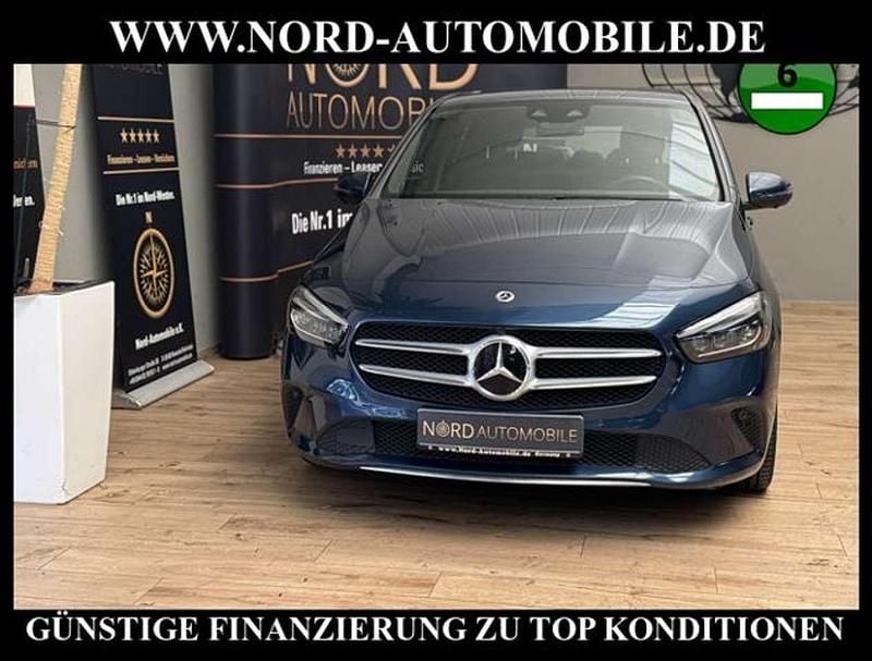 Blau Gebraucht 2020 Mercedes B200 Progressive Van / Kleinbus | 22.450 € (Fairer Preis) - Bild 1/3