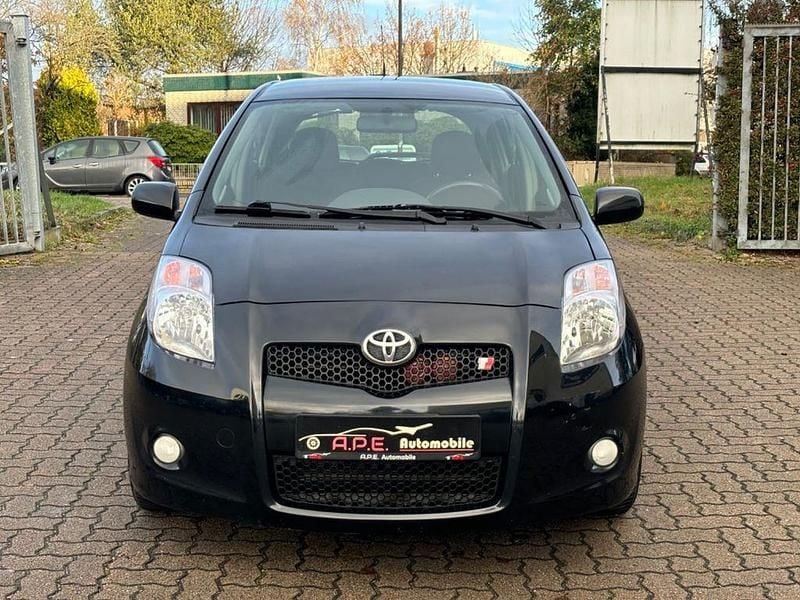 Gebraucht Toyota Yaris 133 PS (97 kW) 2007 Schwarz Limousine