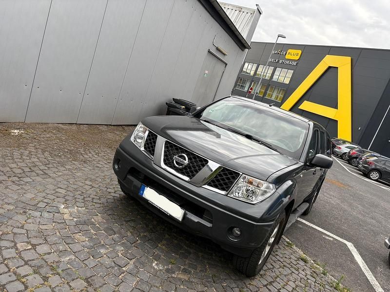 Schwarz Gebraucht 2006 Nissan Navara Abholung | 4.850 € (Guter Preis) - Bild 1/4