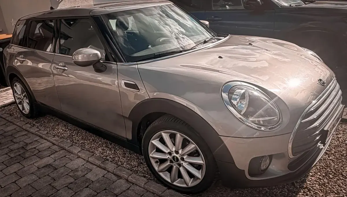 Usata Mini ONE Classic 102 CV (75 kW) 2021 Beige Utilitaria
