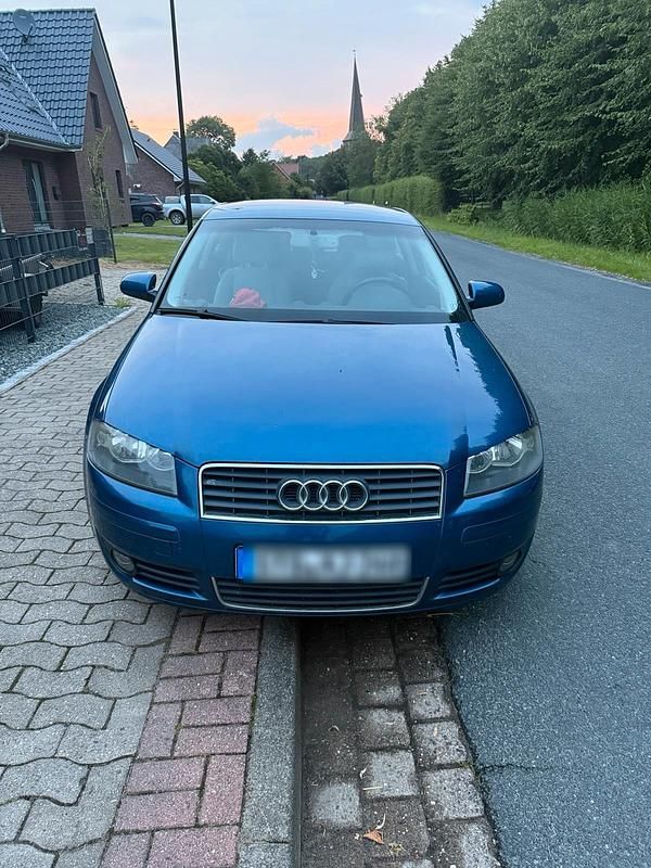Blau Gebraucht 2005 Audi A3 Kleinwagen | 1.400 € (Superpreis) - Bild 1/4