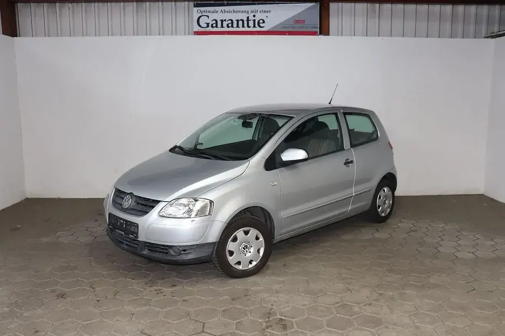 Gebraucht VW Fox 54 PS (39 kW) 2009 Silber Kleinwagen