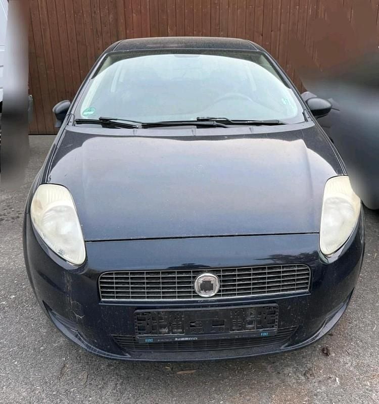 Second-hand Fiat Punto 2007 Albastru Hatchback