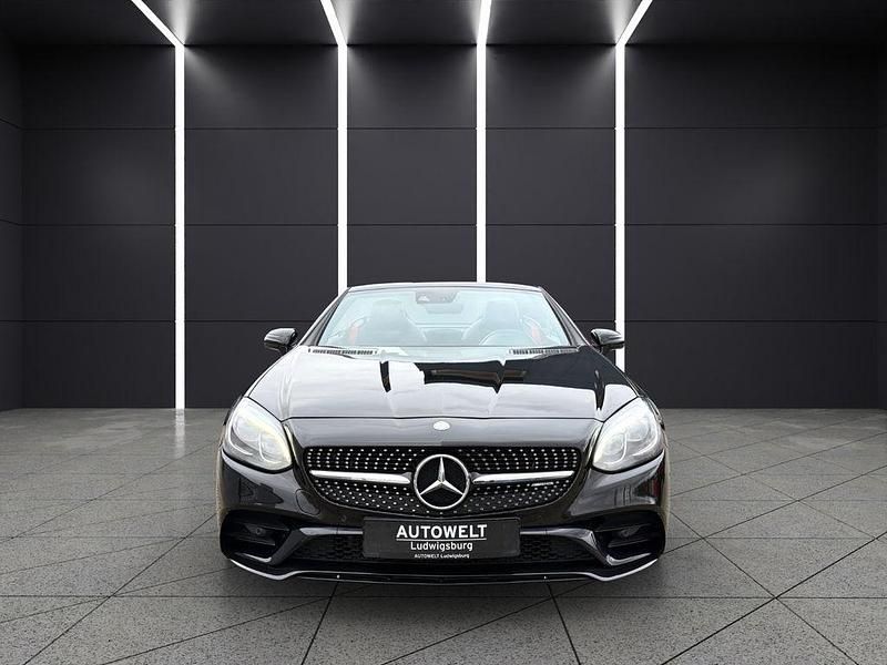Gebraucht Mercedes E250 AMG line 204 PS (150 kW) 2017 Schwarz Cabrio