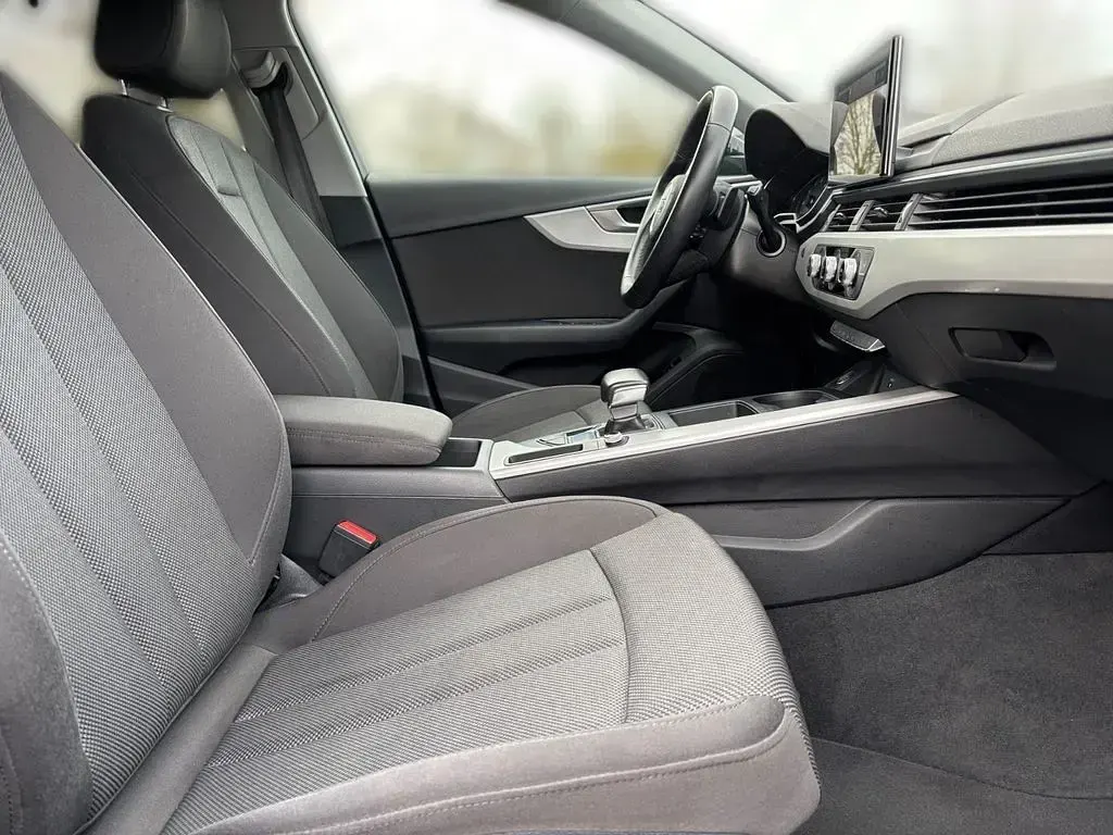 Gebraucht Audi A4 S-Line 204 PS (150 kW) 2021 Schwarz Kombi