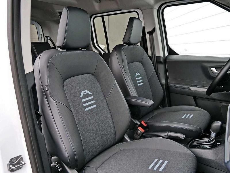 Neu Ford Tourneo Active 125 PS (91 kW) 2025 Weiß Van / Kleinbus