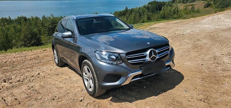 Gebraucht Mercedes GLC250 204 PS (150 kW) 2017 Grau SUV