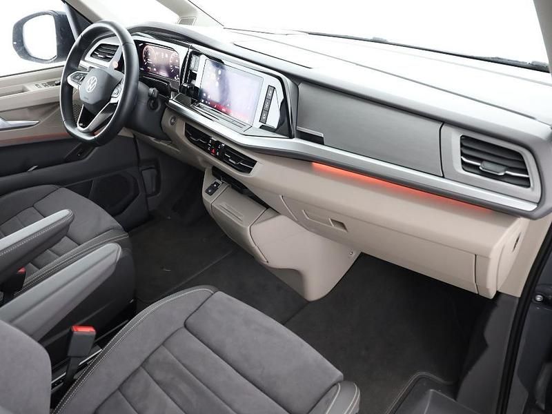 Second-hand VW Multivan Edition 150 CP (110 kW) 2024 Gri Monovolum