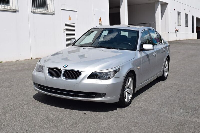 Silber Gebraucht 2007 BMW 523 Limousine | 4.199 € (Guter Preis) - Bild 1/4