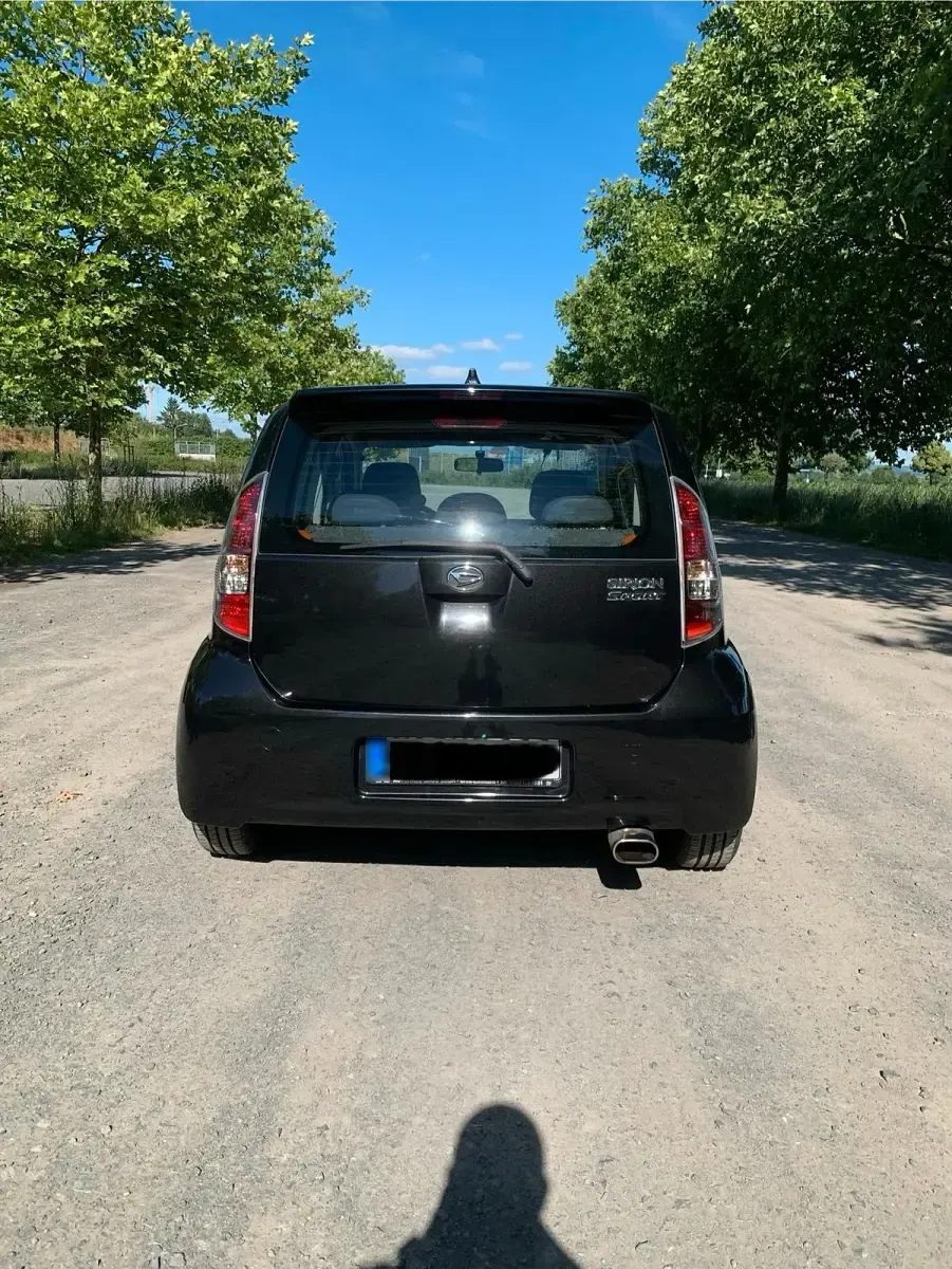 Gebraucht Daihatsu Sirion 103 PS (75 kW) 2007 Schwarz Kleinwagen