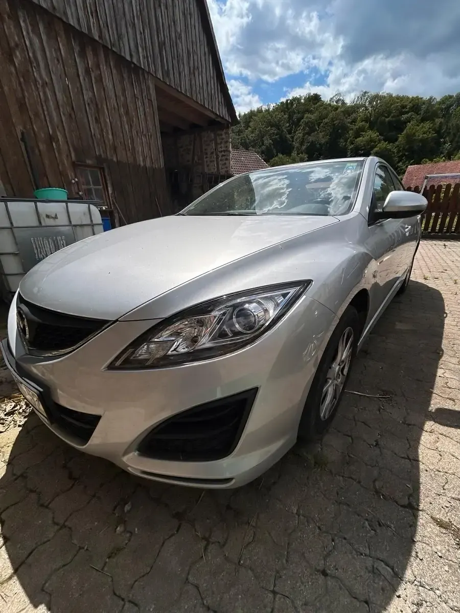 Gebraucht Mazda 6 120 PS (88 kW) 2010 Silber Limousine