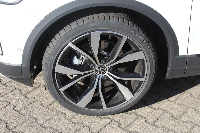 Gebraucht VW T-Roc Style 150 PS (110 kW) 2025 Pure white schwarz SUV