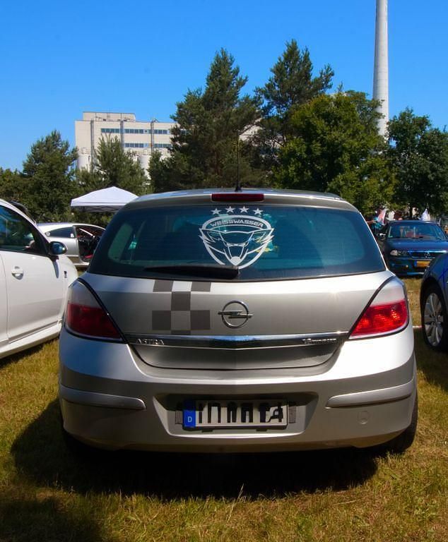 Gebraucht Opel Astra 105 PS (77 kW) 2004 Silber Limousine