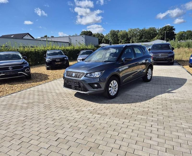 Grau Gebraucht 2019 Seat Arona XCELLENCE SUV | 14.799 € (Guter Preis) - Bild 1/4