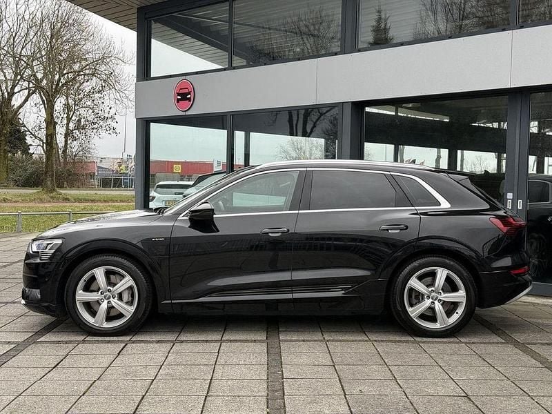 Gebraucht Audi e-tron Sport 230 kW (313 PS) 2020 Schwarz SUV