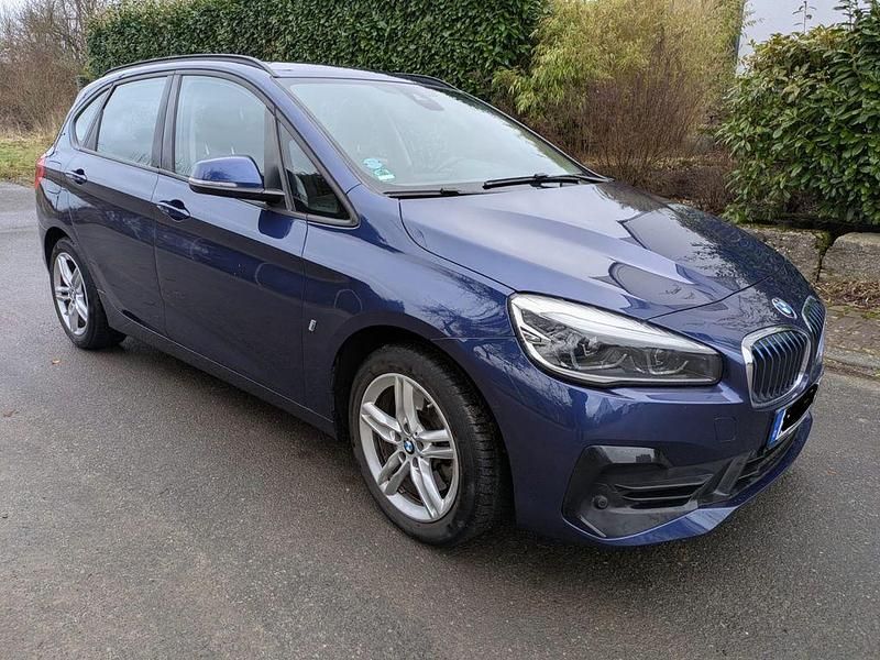 Gebraucht BMW 225 Active Tourer iPerformance 224 PS (164 kW) 2018 Blau Van / Kleinbus