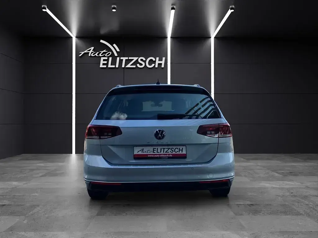 Gebraucht VW Passat Business 150 PS (110 kW) 2022 Silber Kombi