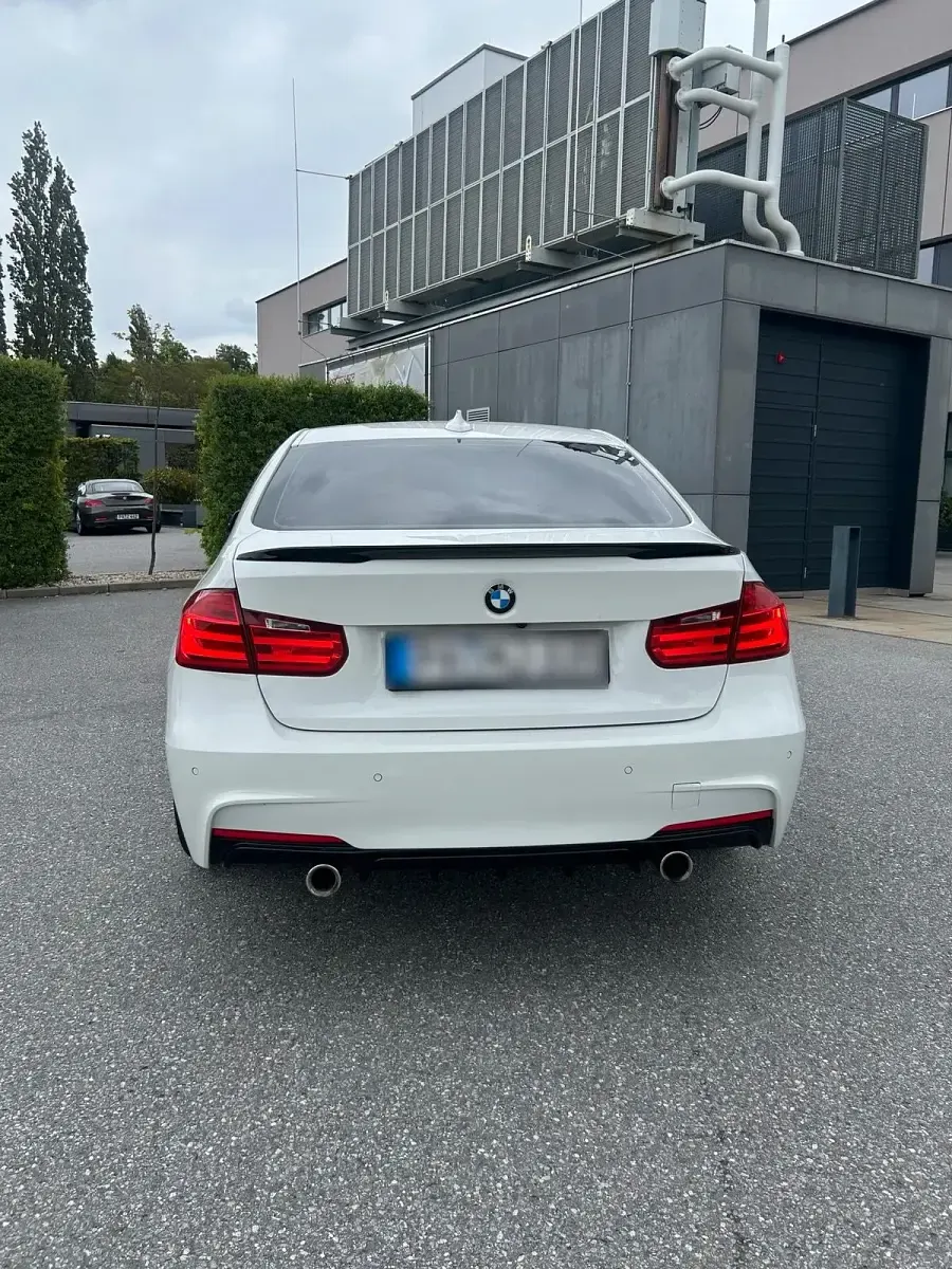 Gebraucht BMW 335 340 PS (250 kW) 2013 Weiß Limousine