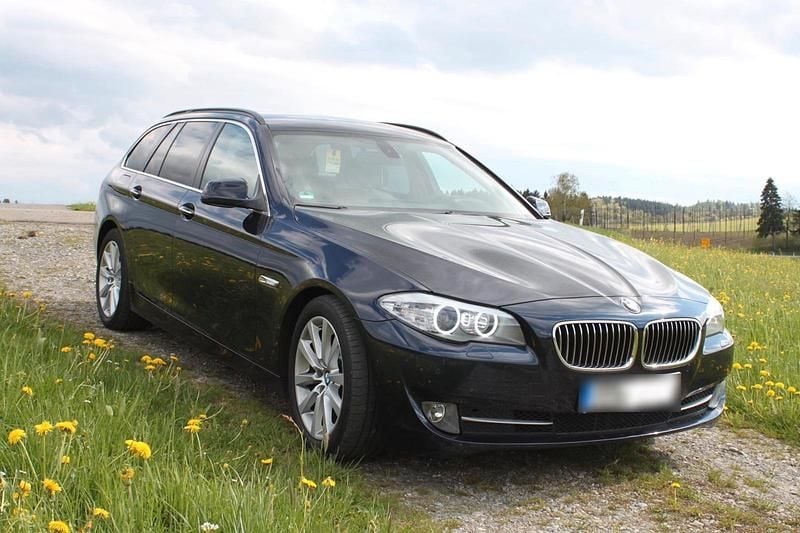 Second-hand BMW 520 Efficient Dynamics 184 CP (135 kW) 2012 Albastru Break