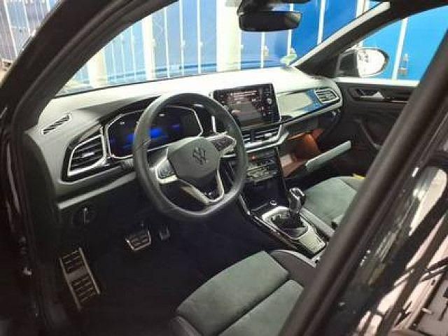 Gebraucht VW T-Roc R-line 150 PS (110 kW) 2025 Deep black perleffekt SUV