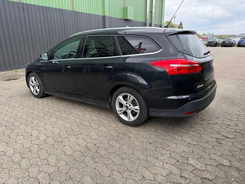 Second-hand Ford Focus 125 CP (91 kW) 2014 Negru Break