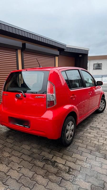Gebraucht Subaru Justy 69 PS (50 kW) 2010 Rot Kleinwagen