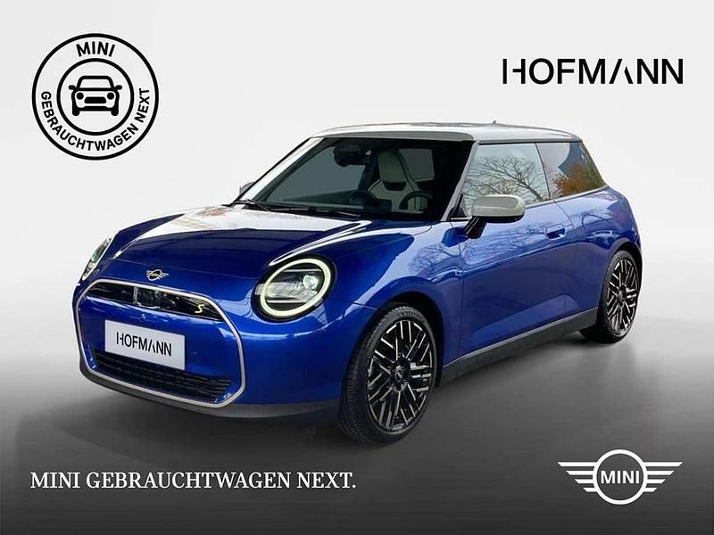 Blazing blue Gebraucht 2024 Mini Cooper SE Favoured Kleinwagen | 32.848 € (Fairer Preis) - Bild 1/3