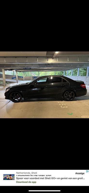 Gebraucht Mercedes E220 170 PS (125 kW) 2009 Schwarz Limousine