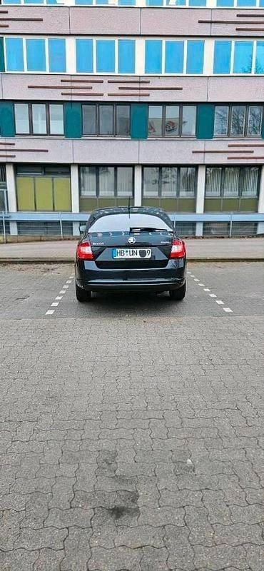 Gebraucht Skoda Rapid Ambition 95 PS (69 kW) 2019 Schwarz Kleinwagen