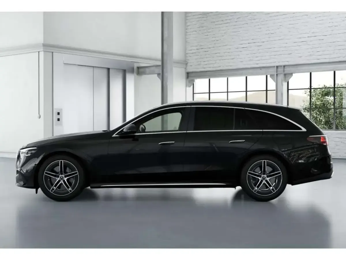 Gebraucht Mercedes E300 AMG 197 PS (144 kW) 2025 Obsidianschwarz Kombi