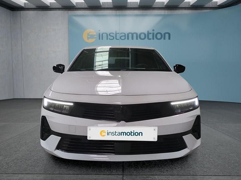 Usado Opel Astra 131 HP (96 kW) 2025 Branco Sedan